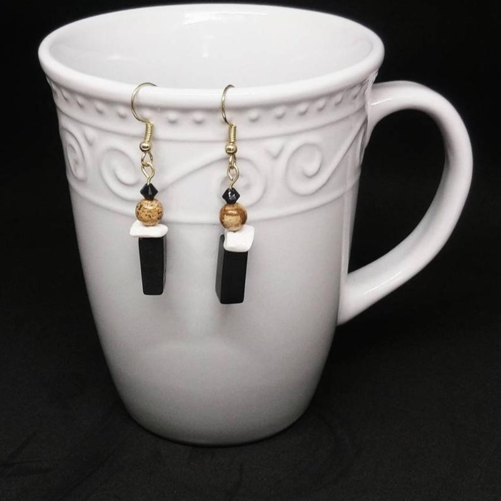 Black stone modern earrings